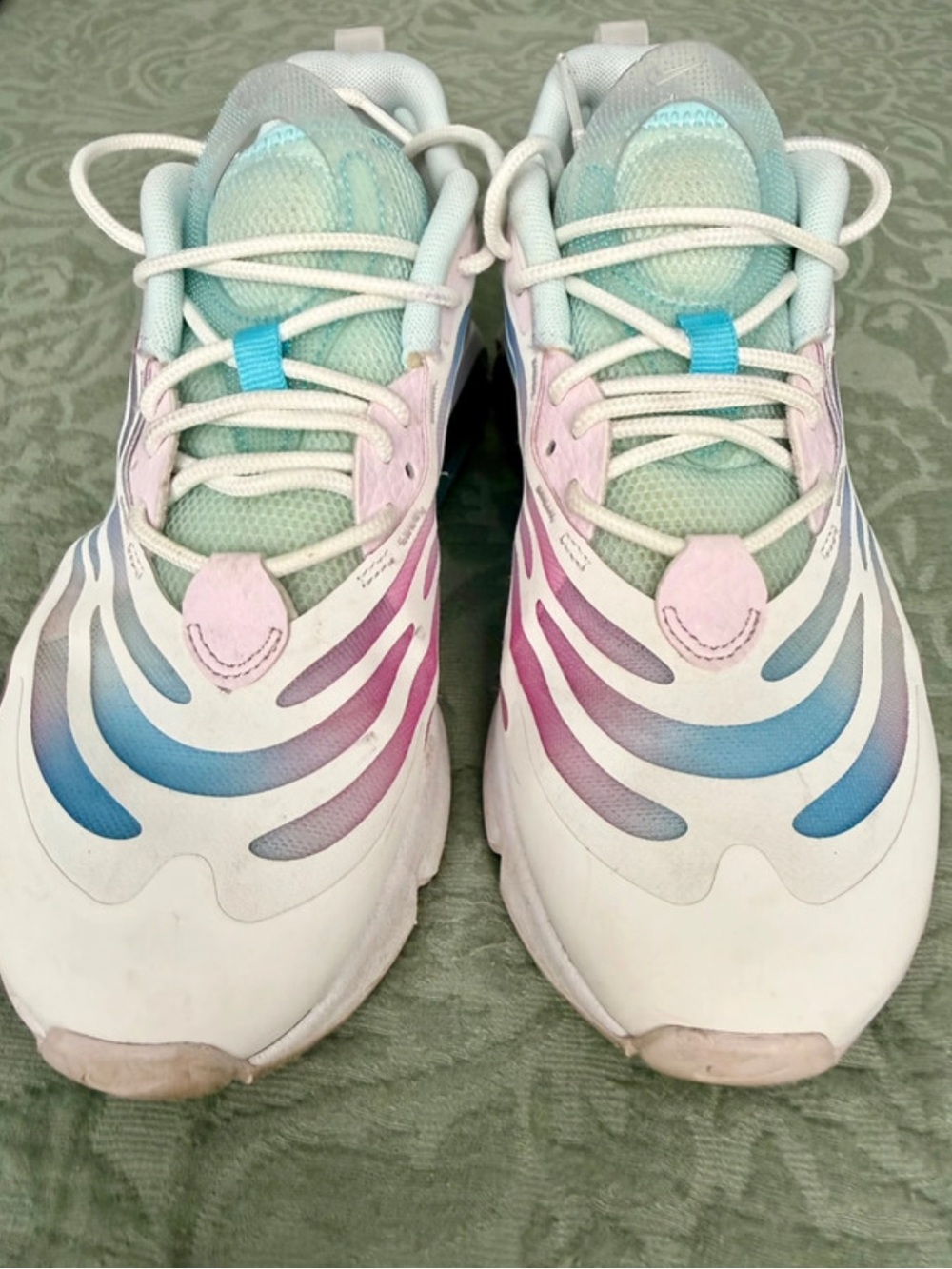 Nike Air Max 270 React ENG CZ6633-100 Womens 7 White Pastel Gradient Rainbow